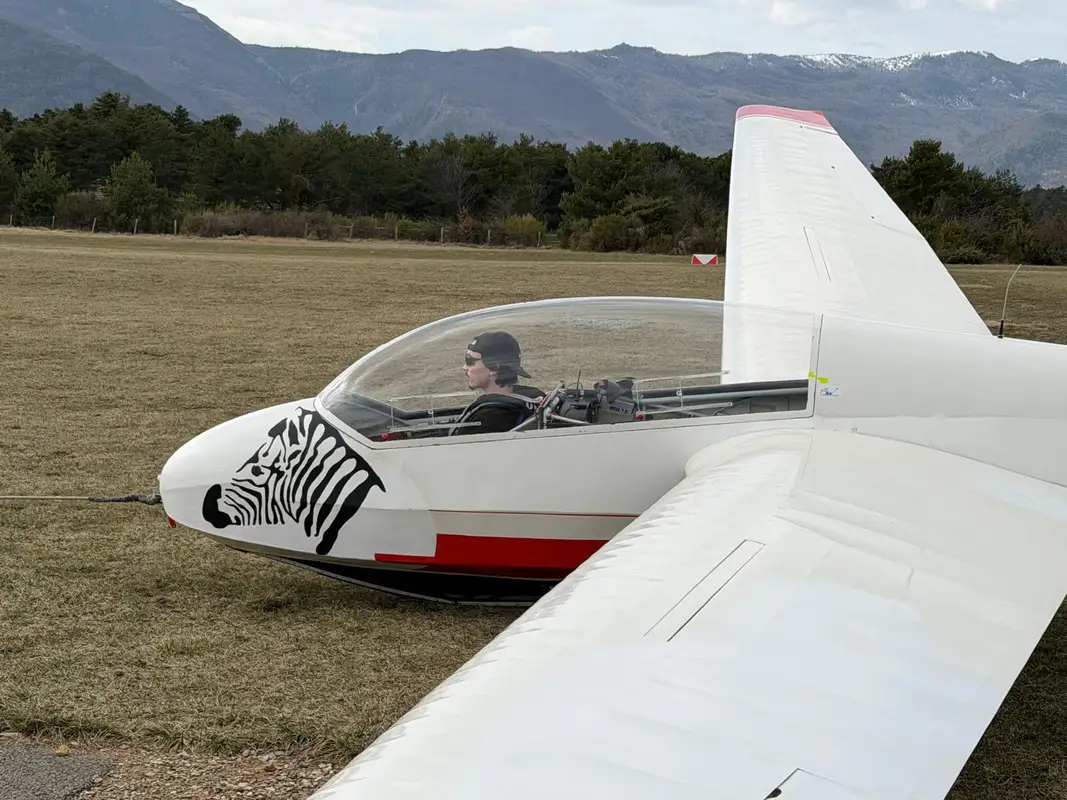 Photo from Association Aéronautique d'Aspres – Aéroclub du Buëch's website