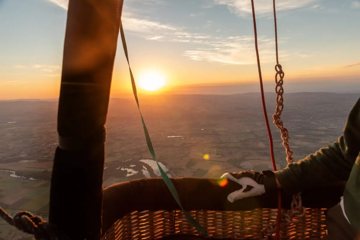 Photo from Ecole de Montgolfière Française (EMF)'s website