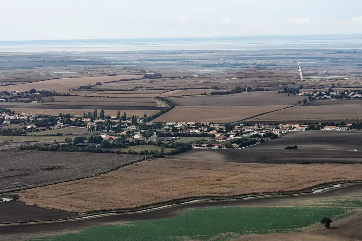 Photo from Heli-Club Helicharentes's website