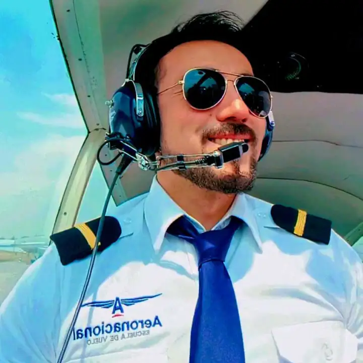 Photo from Escuela de Vuelo Aeronacional S.C.'s website