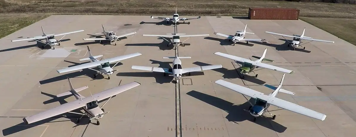 Foto von der Website von Huffman Aviation LLC