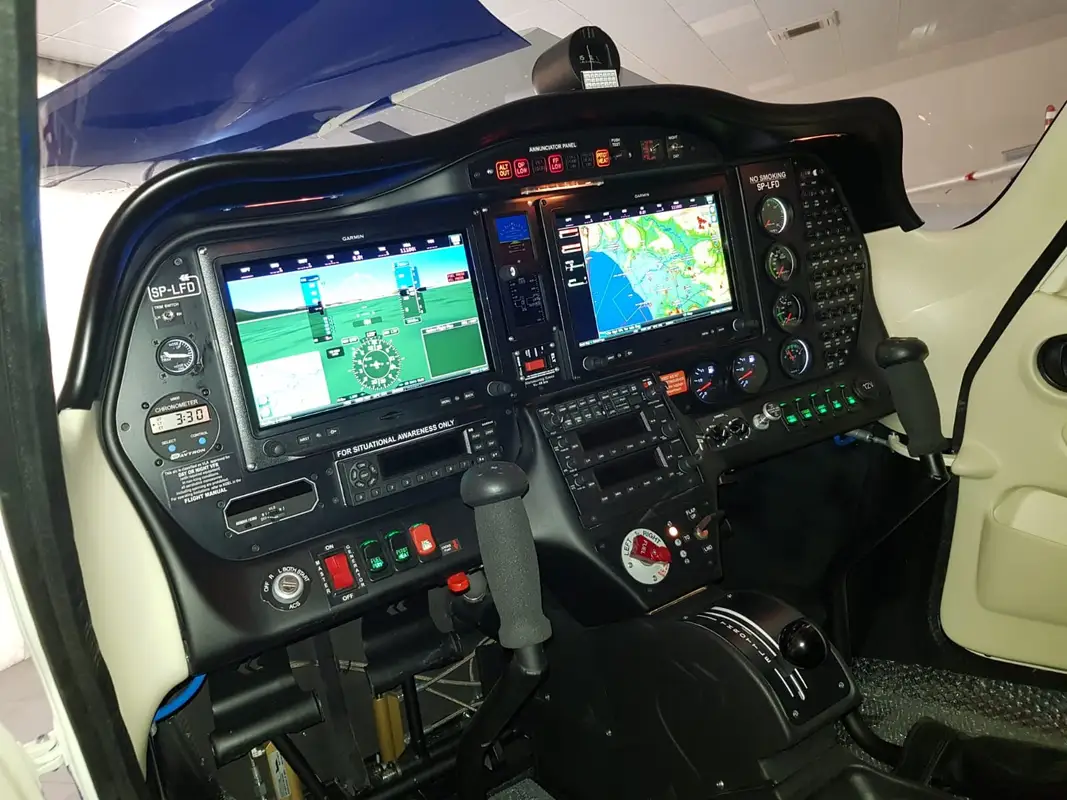 Foto von der Website von PL.ATO.060 — LOT Flight Academy