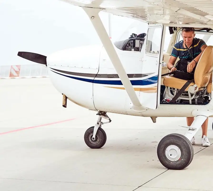 Photo from Aero Elite Flight Training - Winchester's website