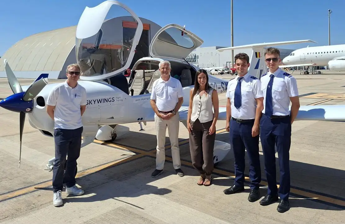 Photo from Skywings's website