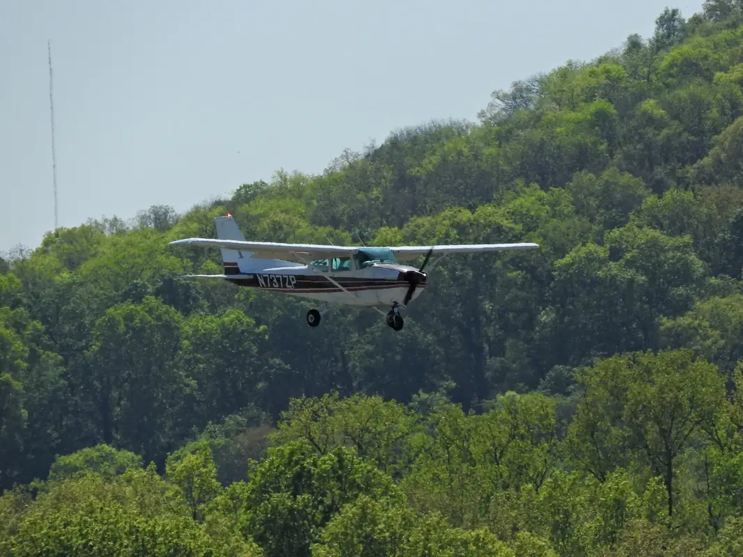 Foto von der Website von Frequency Change Aviation