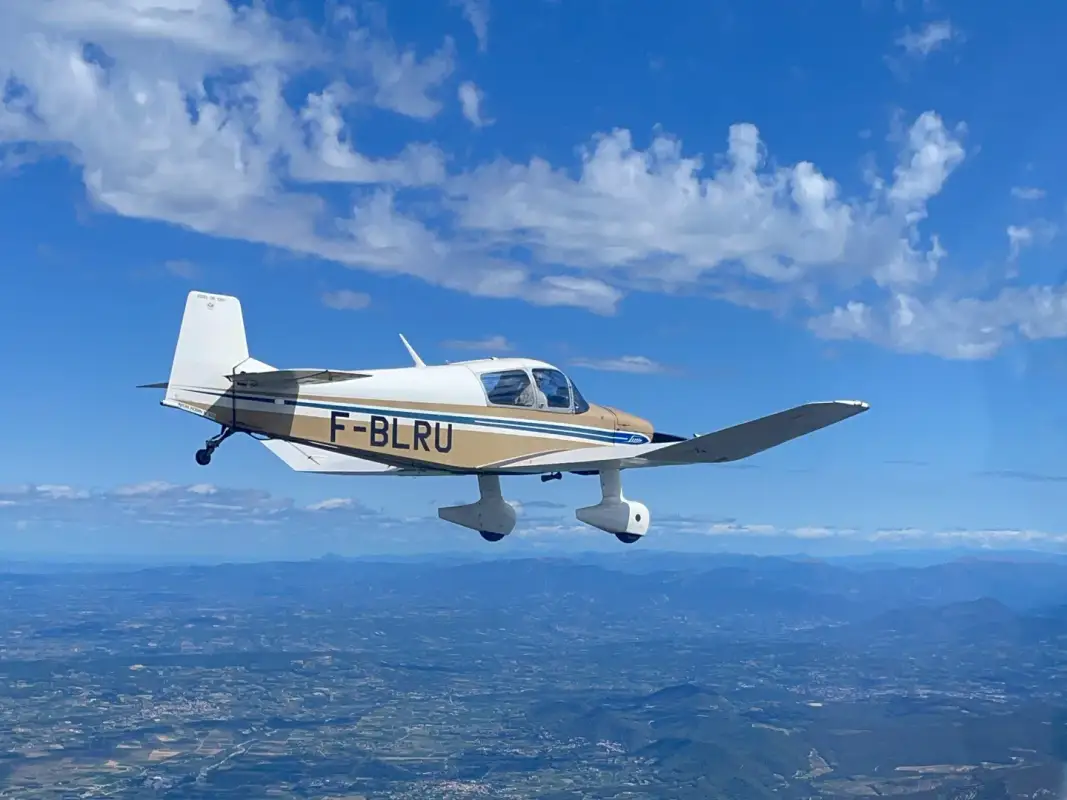 Photo from AERO CLUB DE BEZIERS Cap d'Agde's website