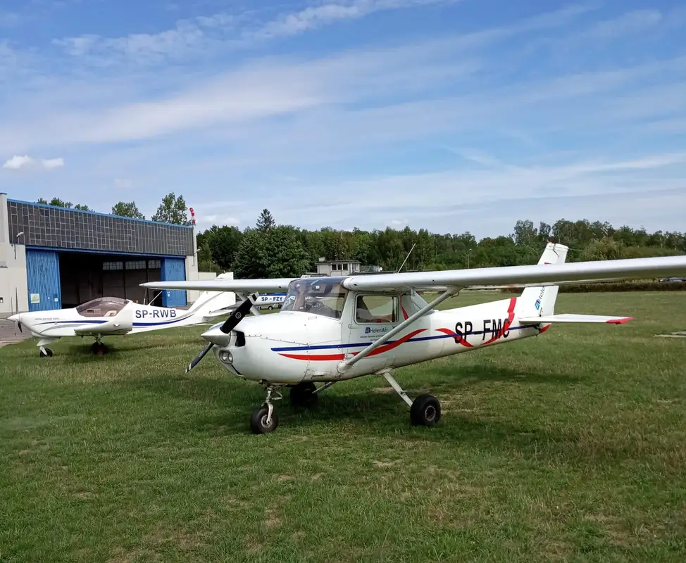 Photo from Helenair Przemysław Piekarski's website
