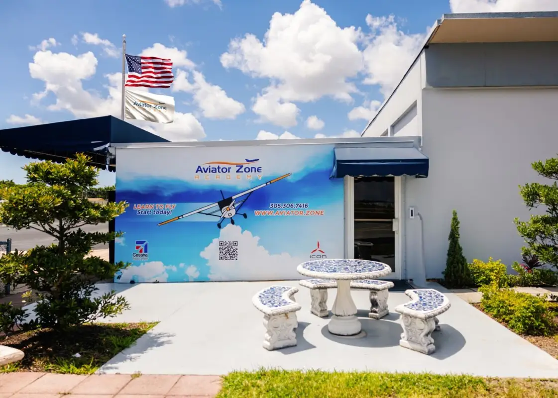 Photo from Aviator Zone Academy - North Perry's website