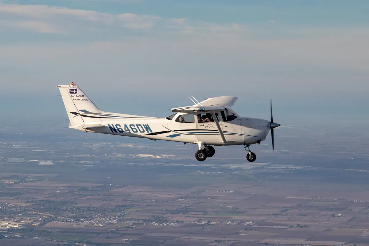 Photo from San Carlos Flight Center's website