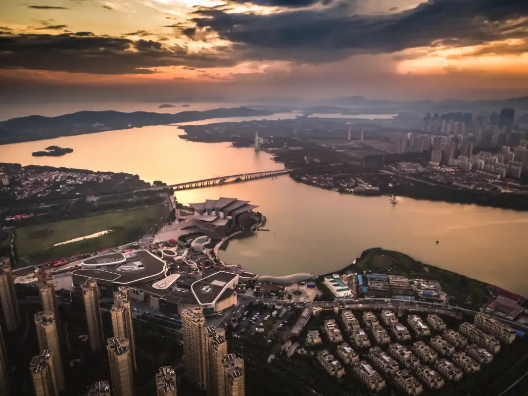Photo from V2 Helicopters Pty Ltd's website