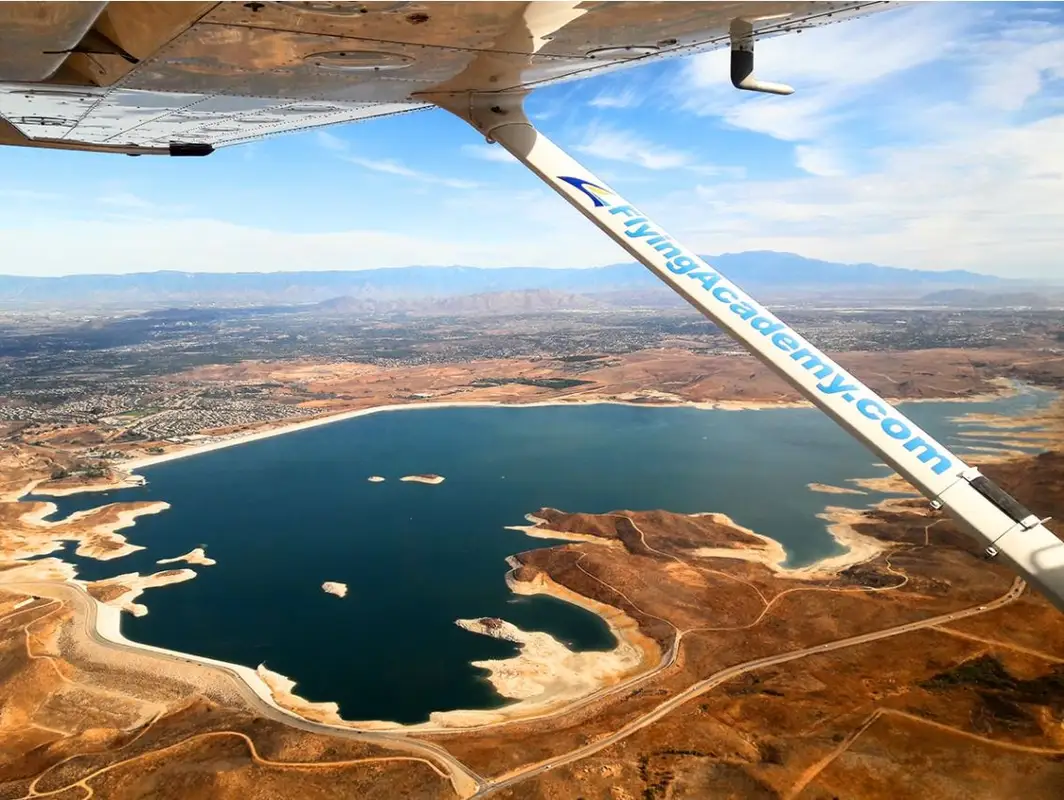 Photo from Flying Academy - Van Nuys's website