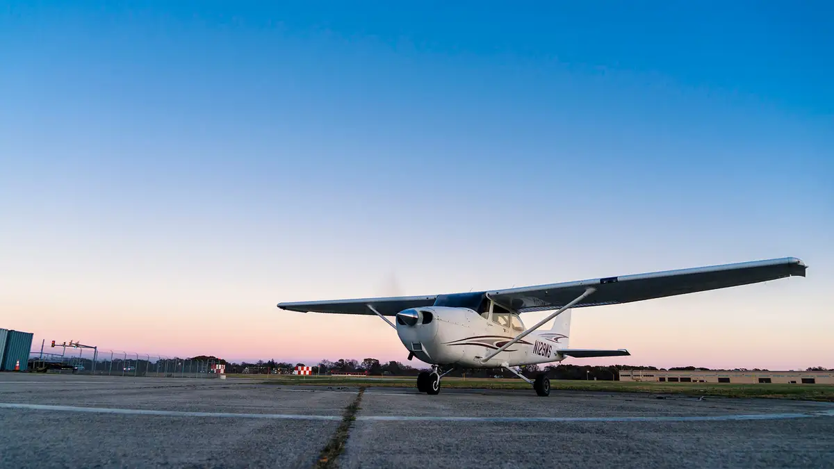 Photo from New Horizon Aviation INC's website