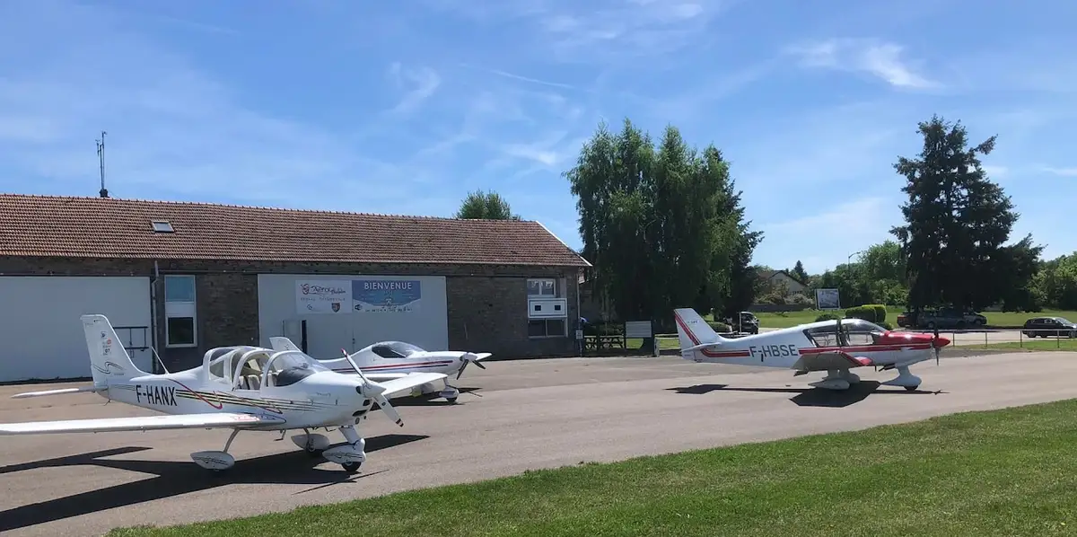 Foto von der Website von Aeroclub Vosgien (DTO)